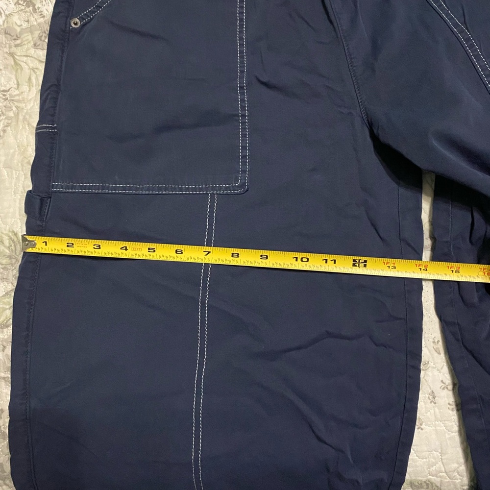 New with tags NWT Baggy Utility Pants
BDG URBAN OUTFITTERS - Picture 8 of 8